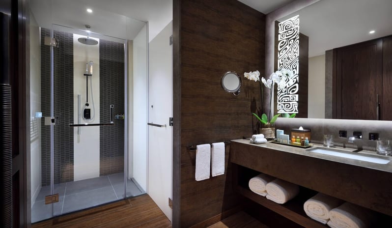 GUEST ROOM BATHROOM_003